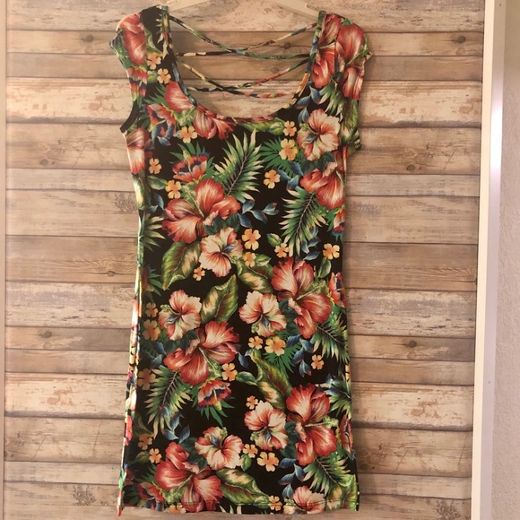 NEW✨ Tropical Hawaiian Floral Lace Tie Back Dress - Picture 4 of 6